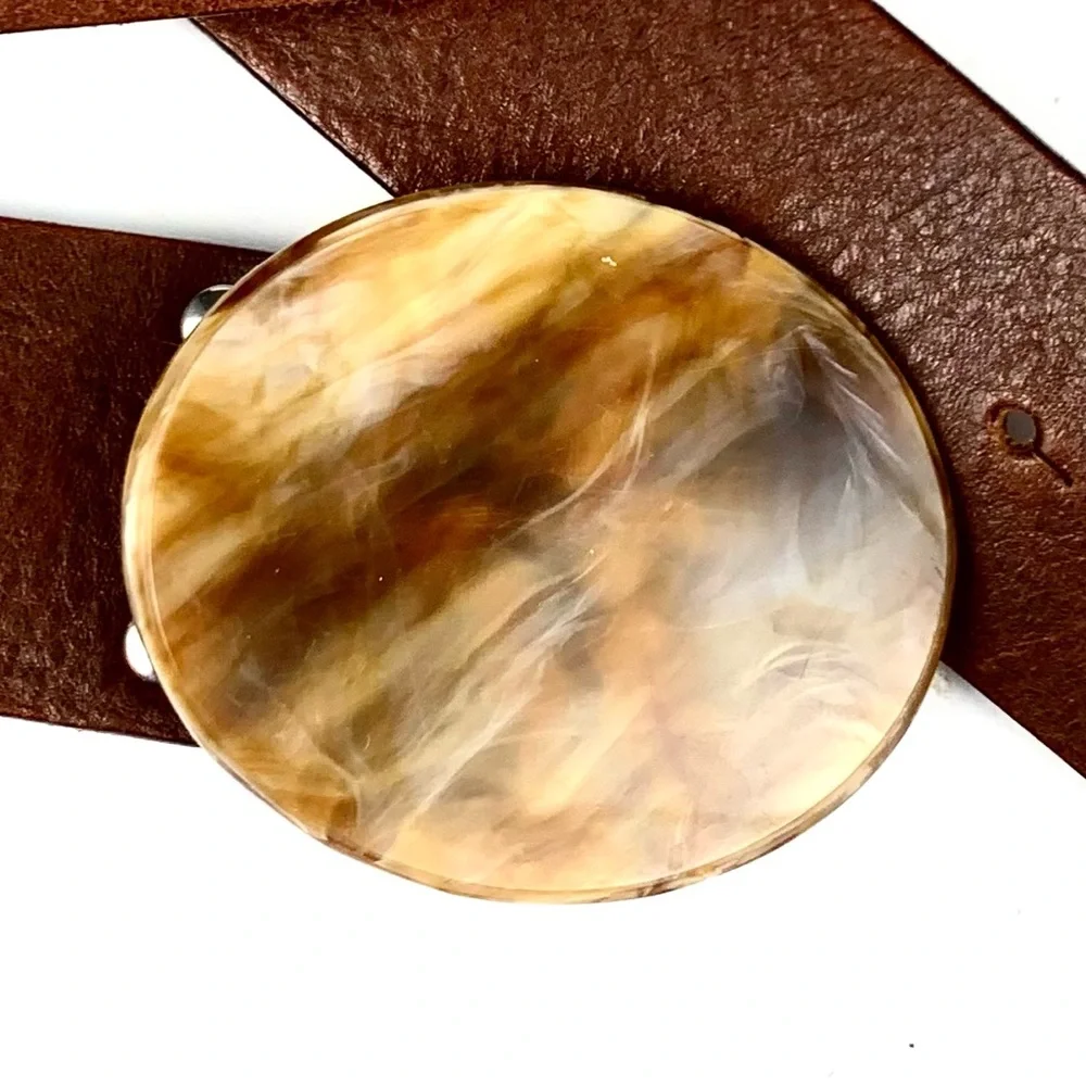 Italian saddle tan