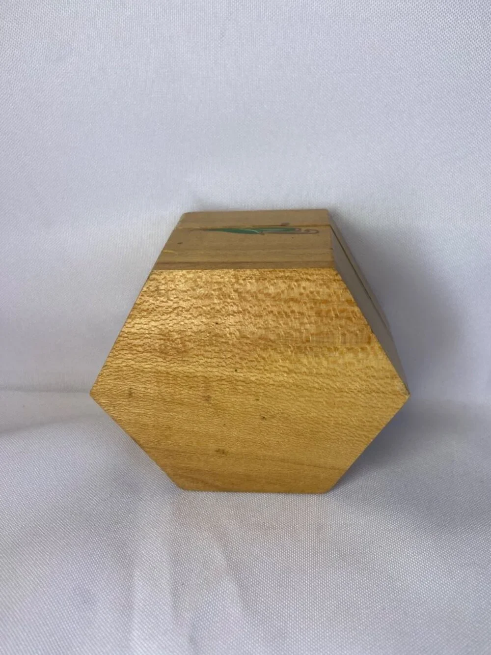N/A vintage polygon