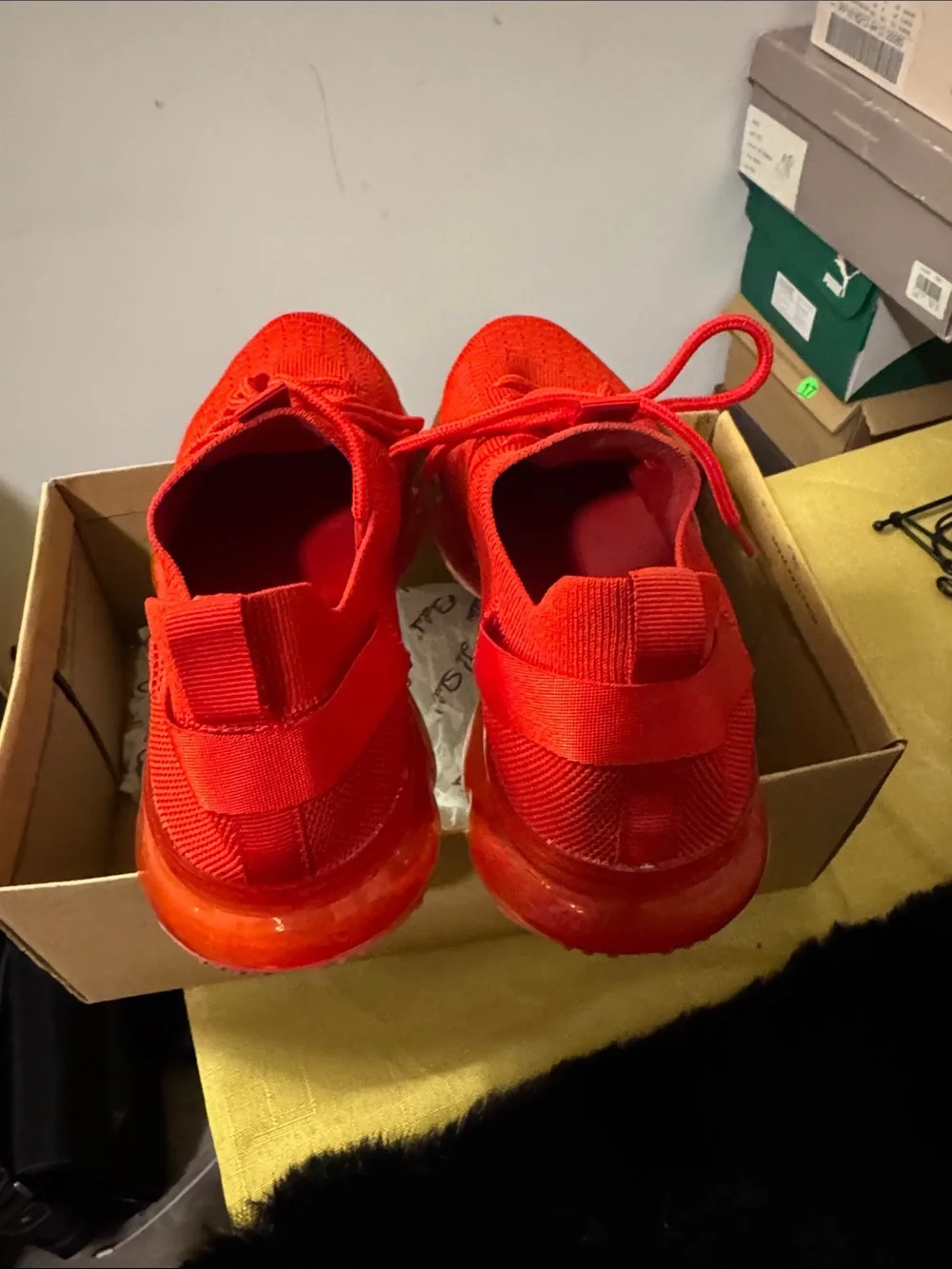 N/A lightweight red