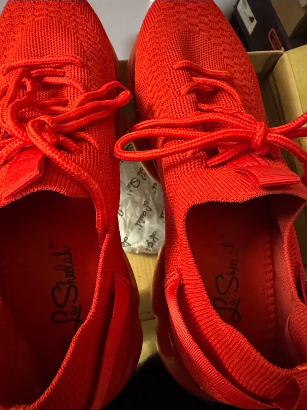 N/A lightweight red