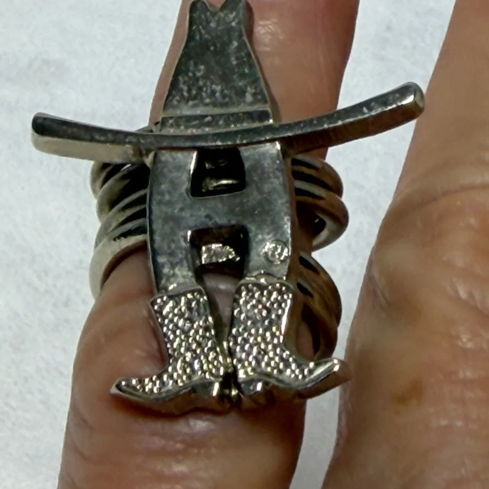 N/A novelty ring