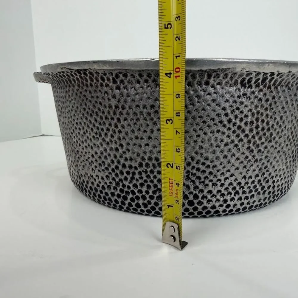 Unbranded vintage hammered