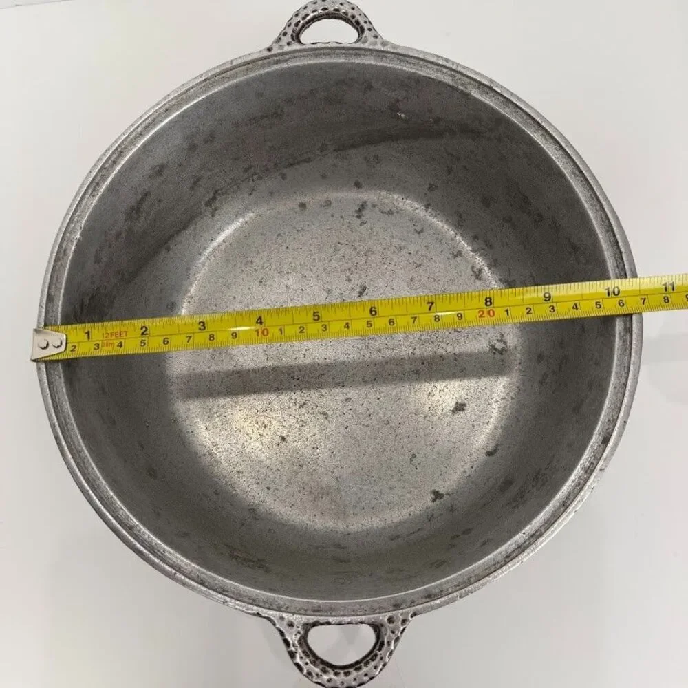 Unbranded vintage hammered