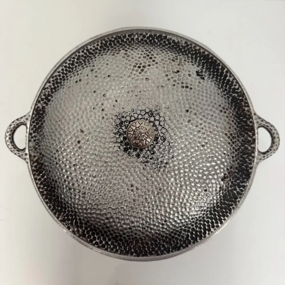Unbranded vintage hammered