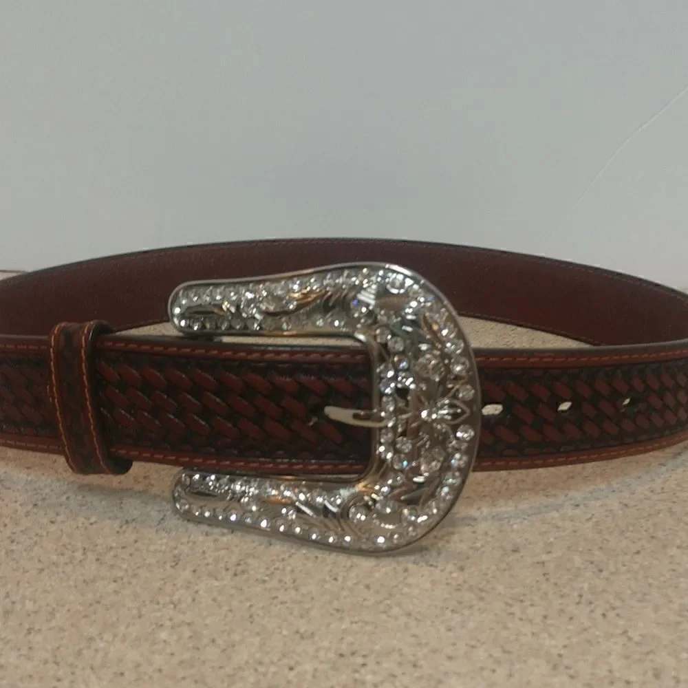 N/A gorgeous belt