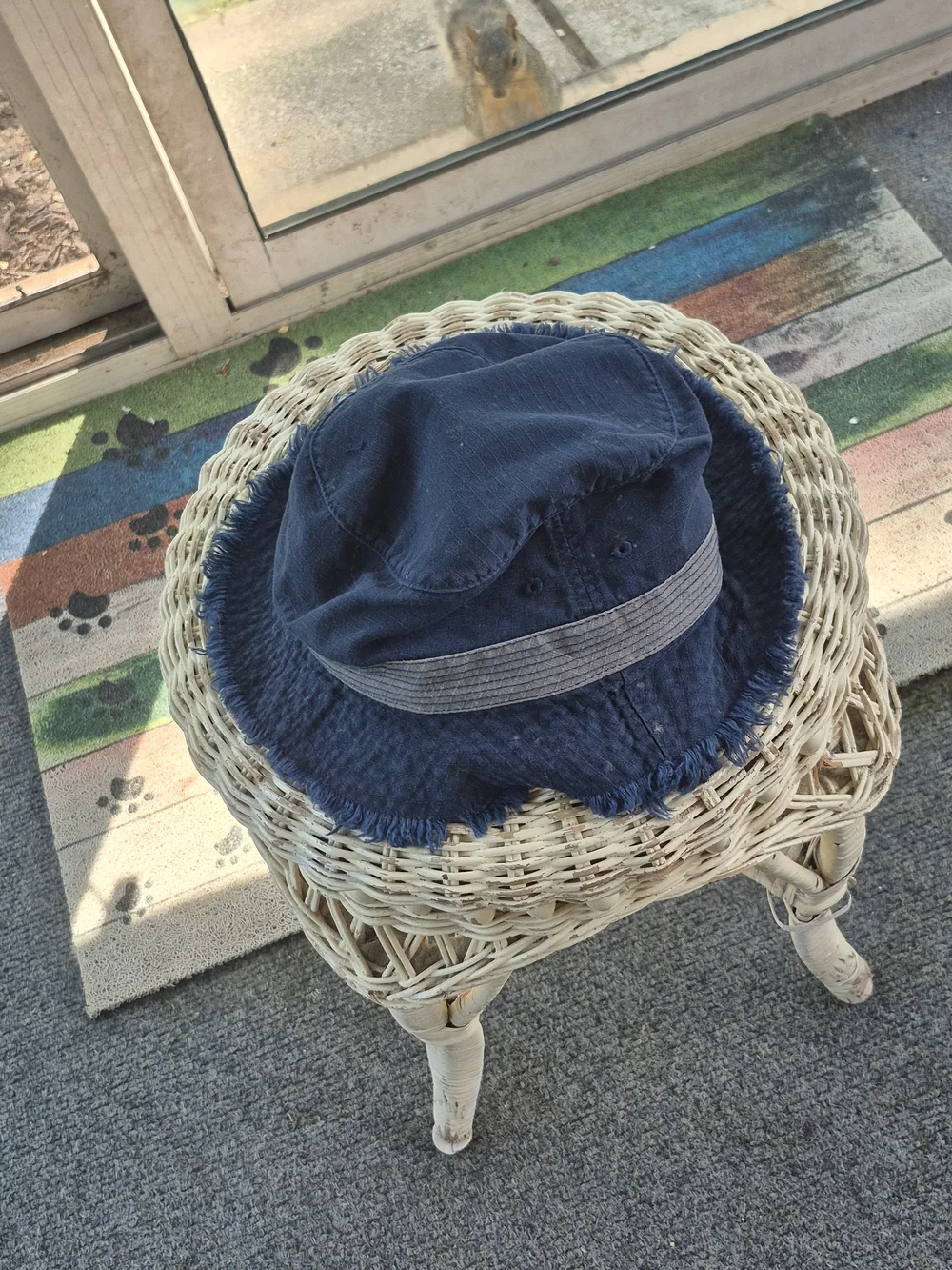 N/A subtle relaxed navy