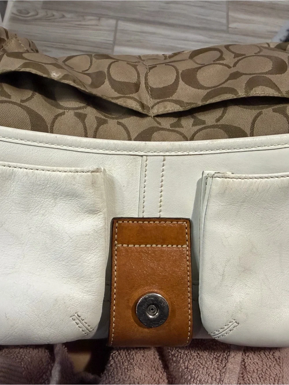 Coach no l04s