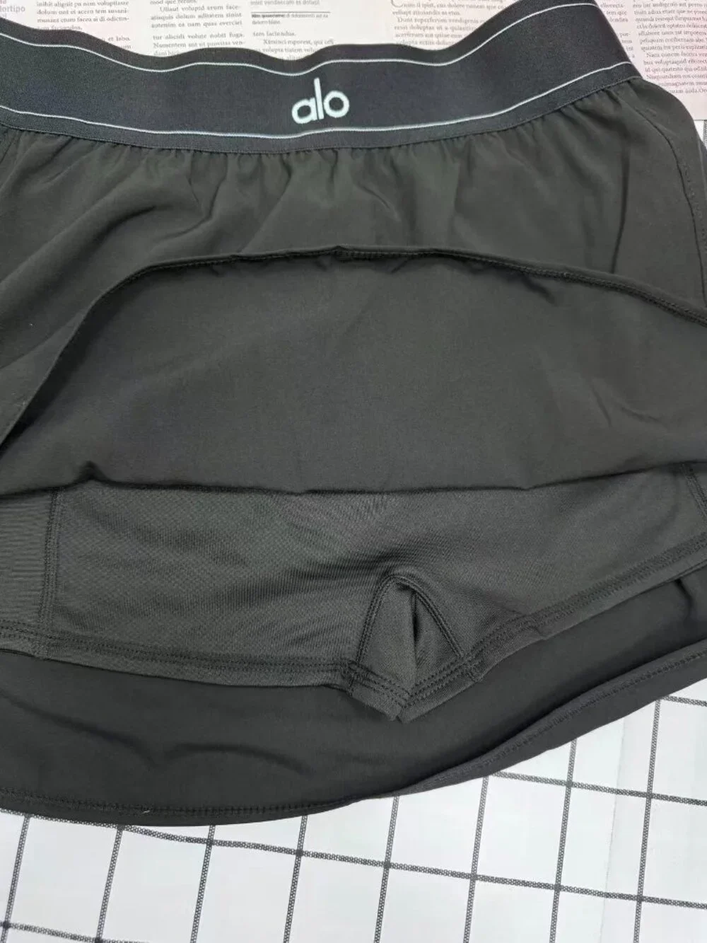 ALO Yoga product info