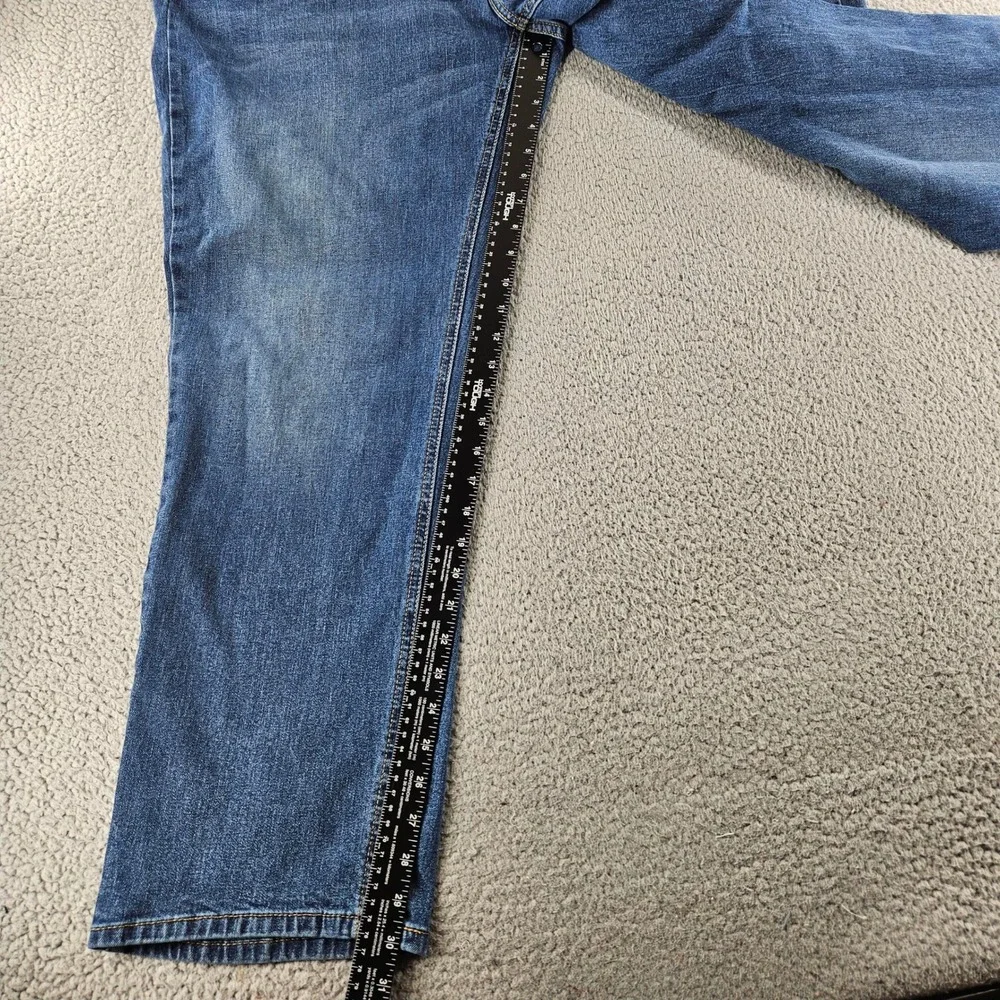 Levis measurements waist