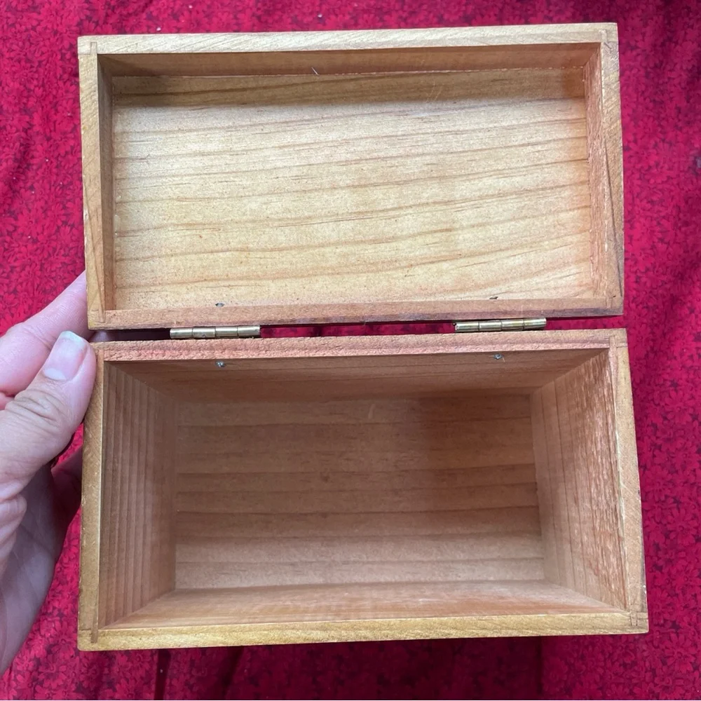 unbranded beautiful wooden