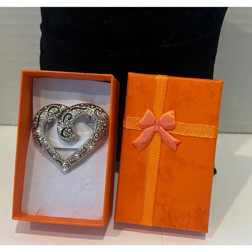 Boutique this silver