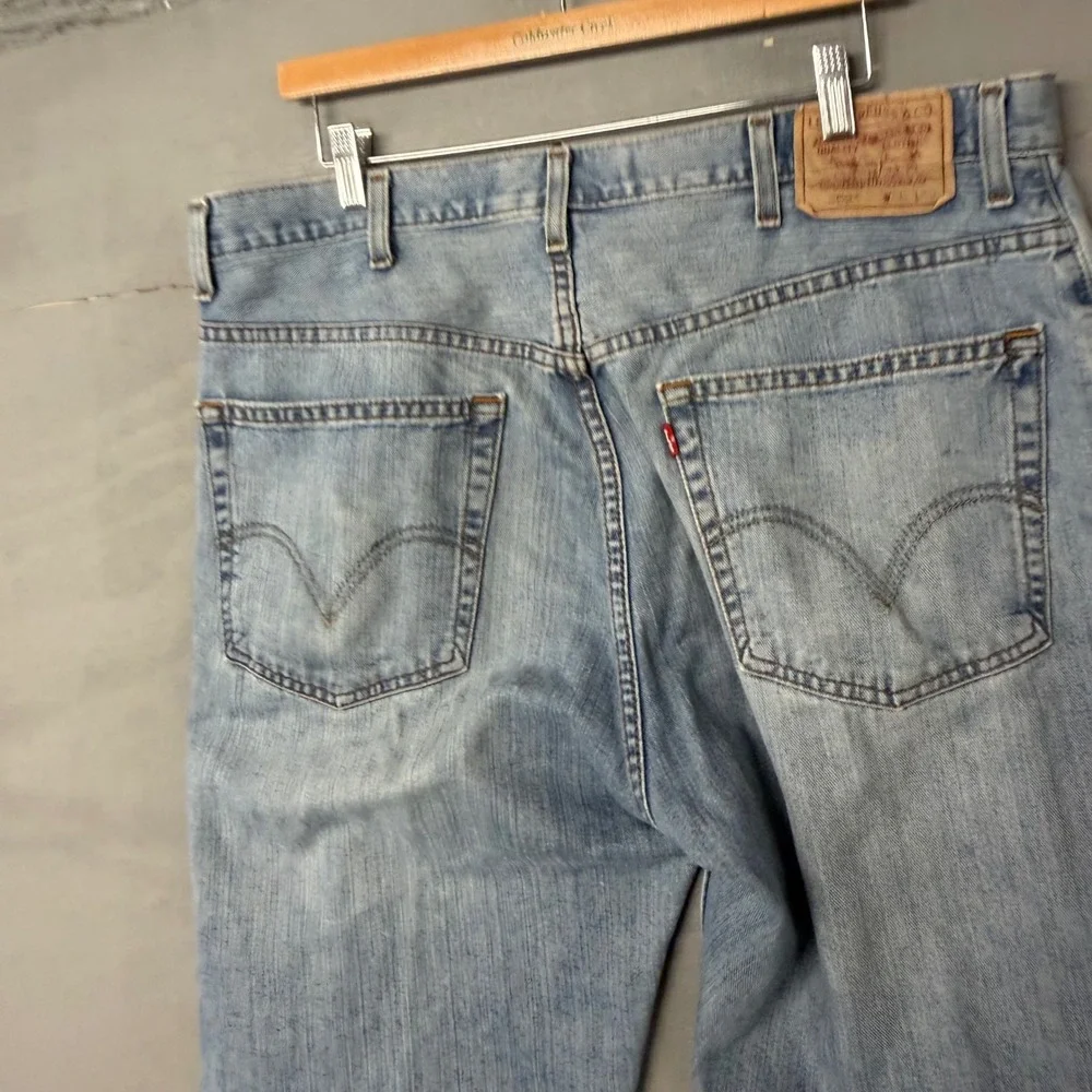 Levis 559 Relaxed Straight‎ Leg Jeans Light Wash Blue Mens 38x30 Denim 5422
