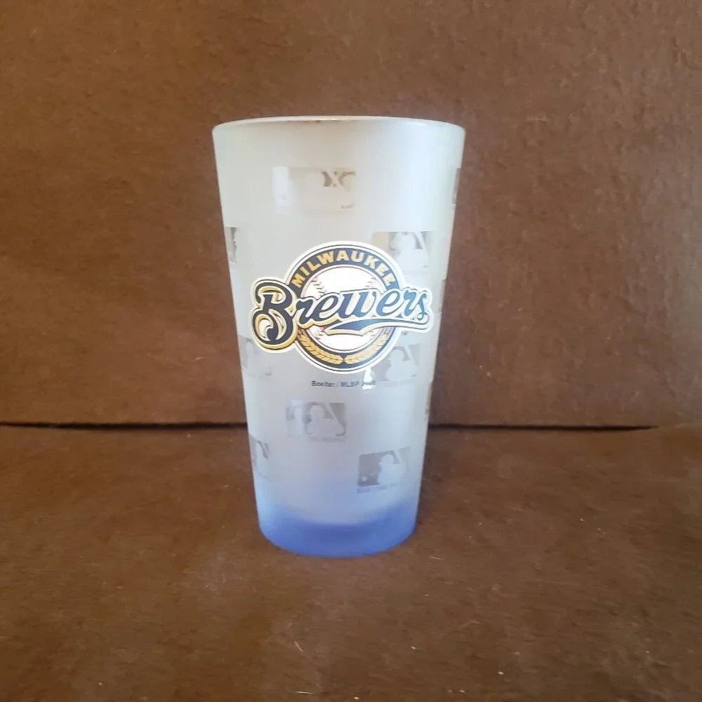MLB Satin Frosted‎ 16oz Pint Glass Milwaukee Brewers Major League Baseball