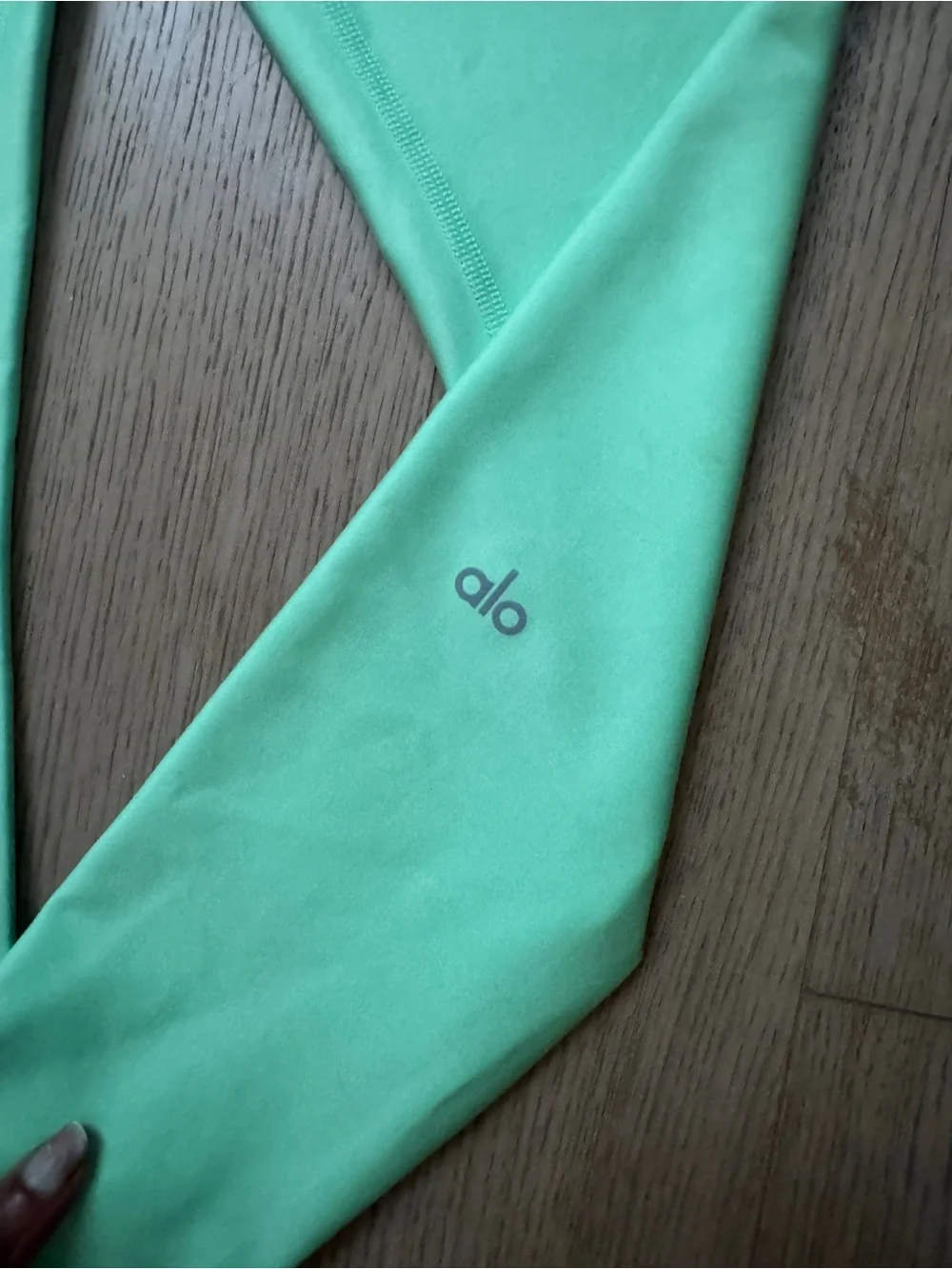 ALO Yoga smooth stretchy