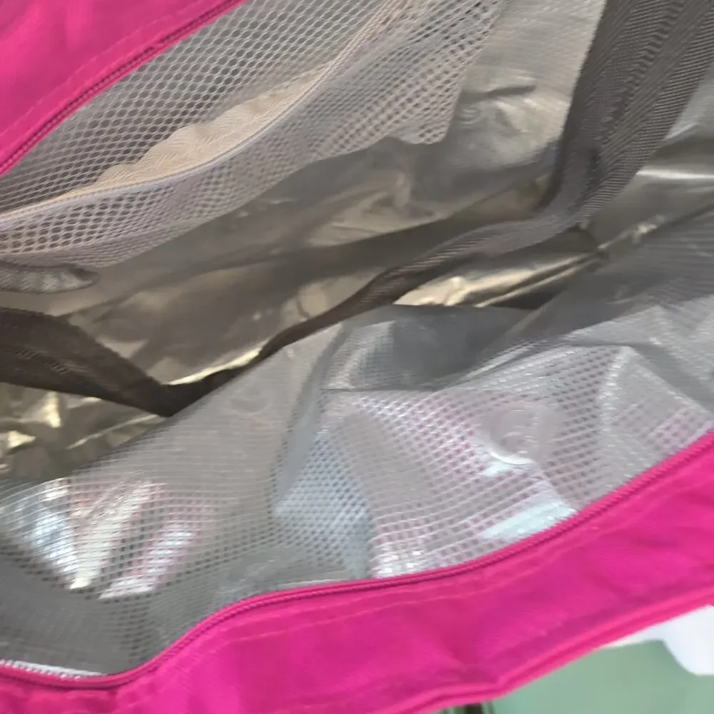 Large Igloo Soft Insulated Cooler Bag Grocery/ Picnic Approx 15h x 19w