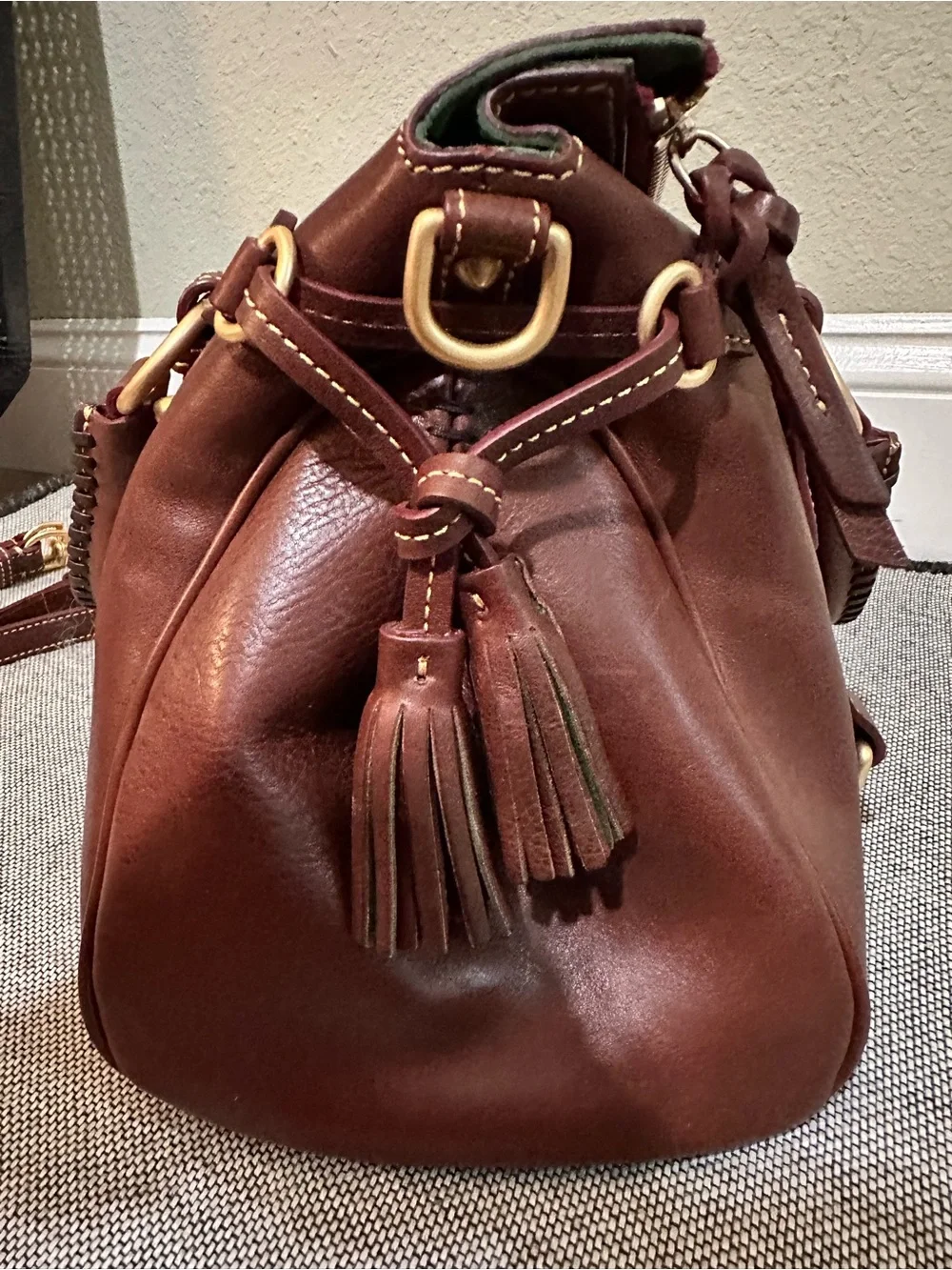 Dooney & Bourke height satchel