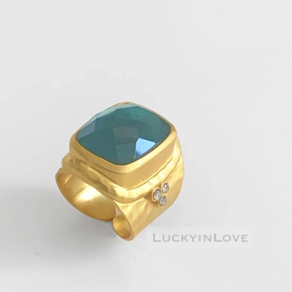 JULIE VOS RARE Tudor Stone Statement Ring Trio CZ Stones Iridescent Peacock Blue