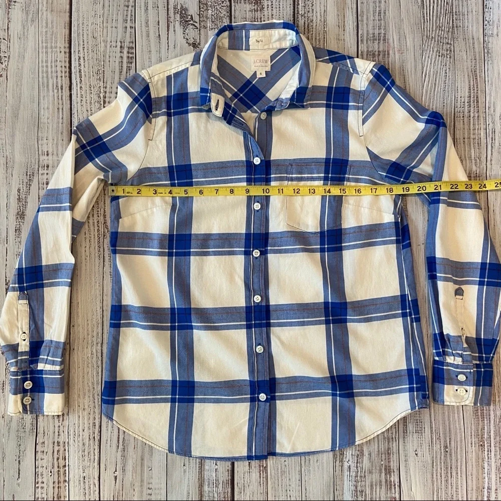 J. Crew Blue and White Plaid Long Sleeve Top. Size Small. EUC