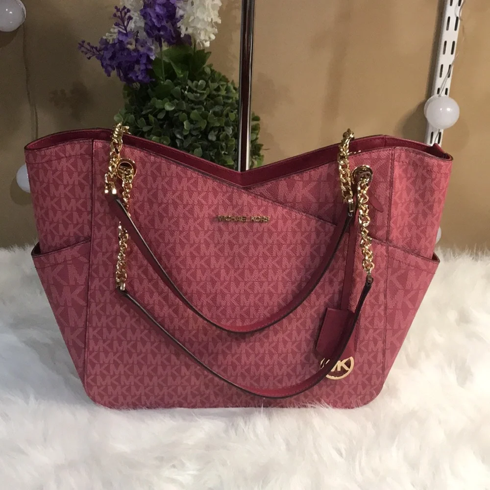 Michael Kors euc this