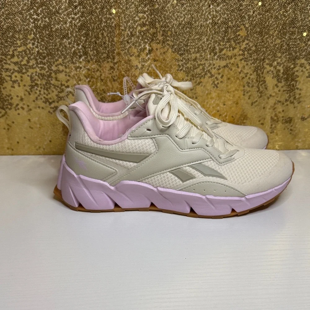 Reebok stylish sneakers