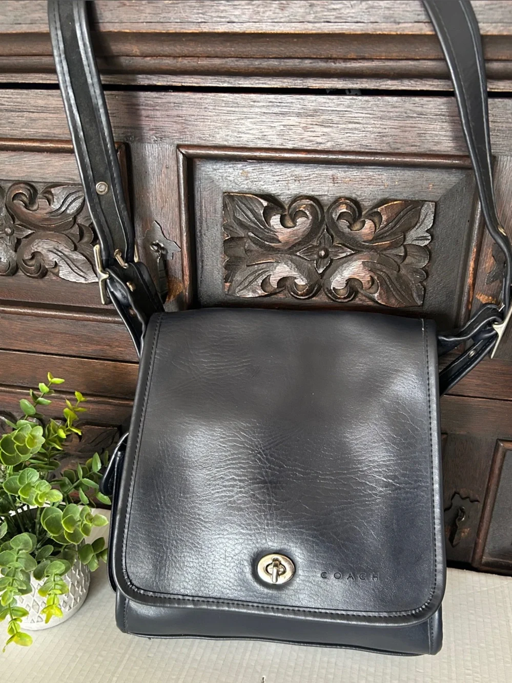 Beautiful Black Leather Messenger Crossbody Bag