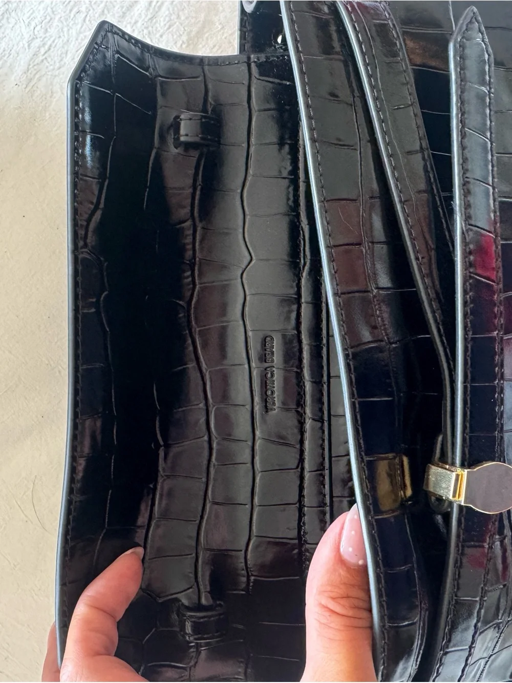 Veronica M glossy black