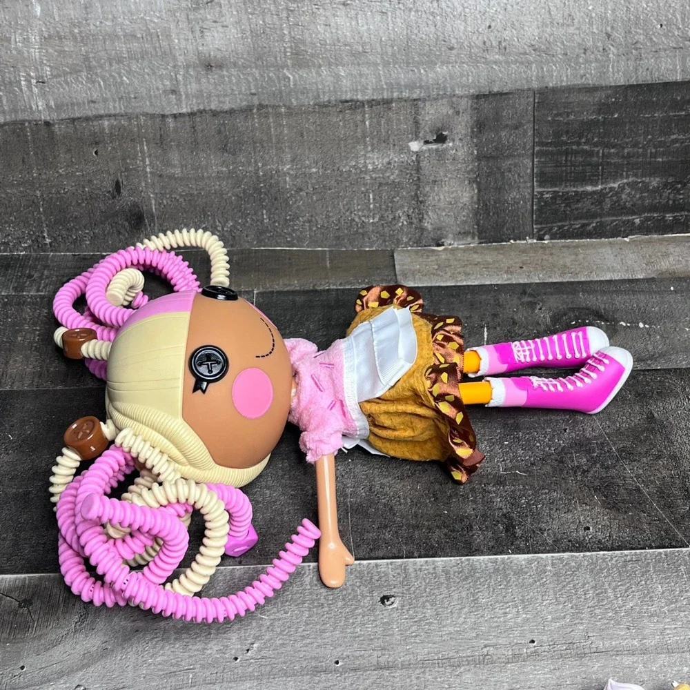 MGA Entertainment lalaloopsy silly