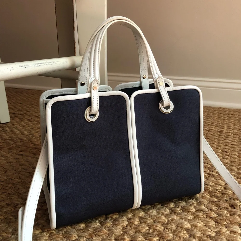 kate spade measured approximately