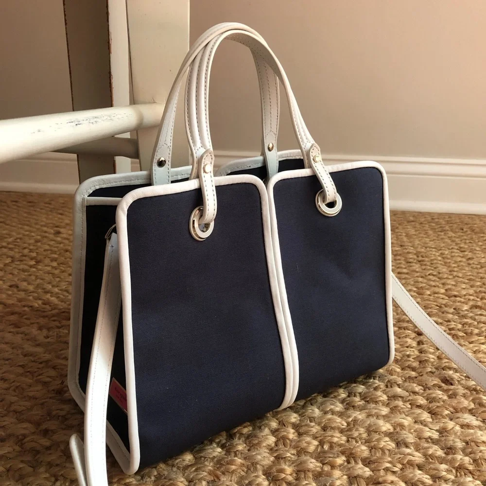 kate spade measured approximately