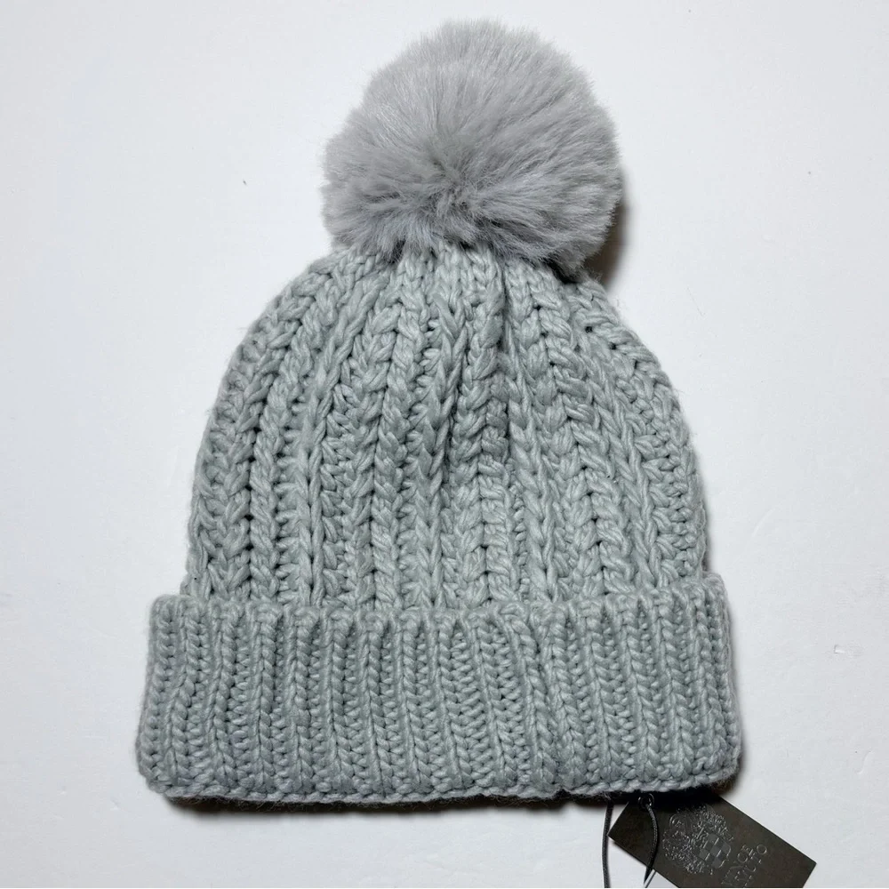 Vince Camuto Knit Pom Beanie in Grey