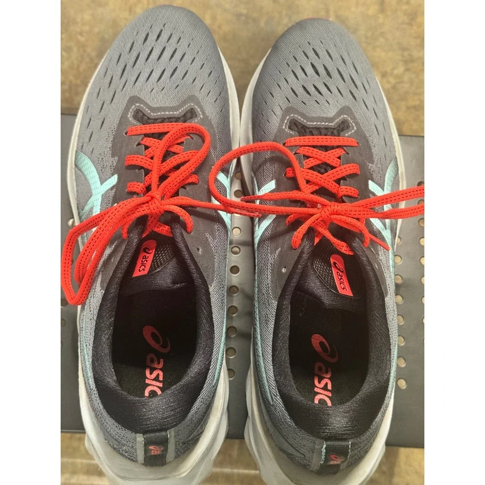 Asics novablast running
