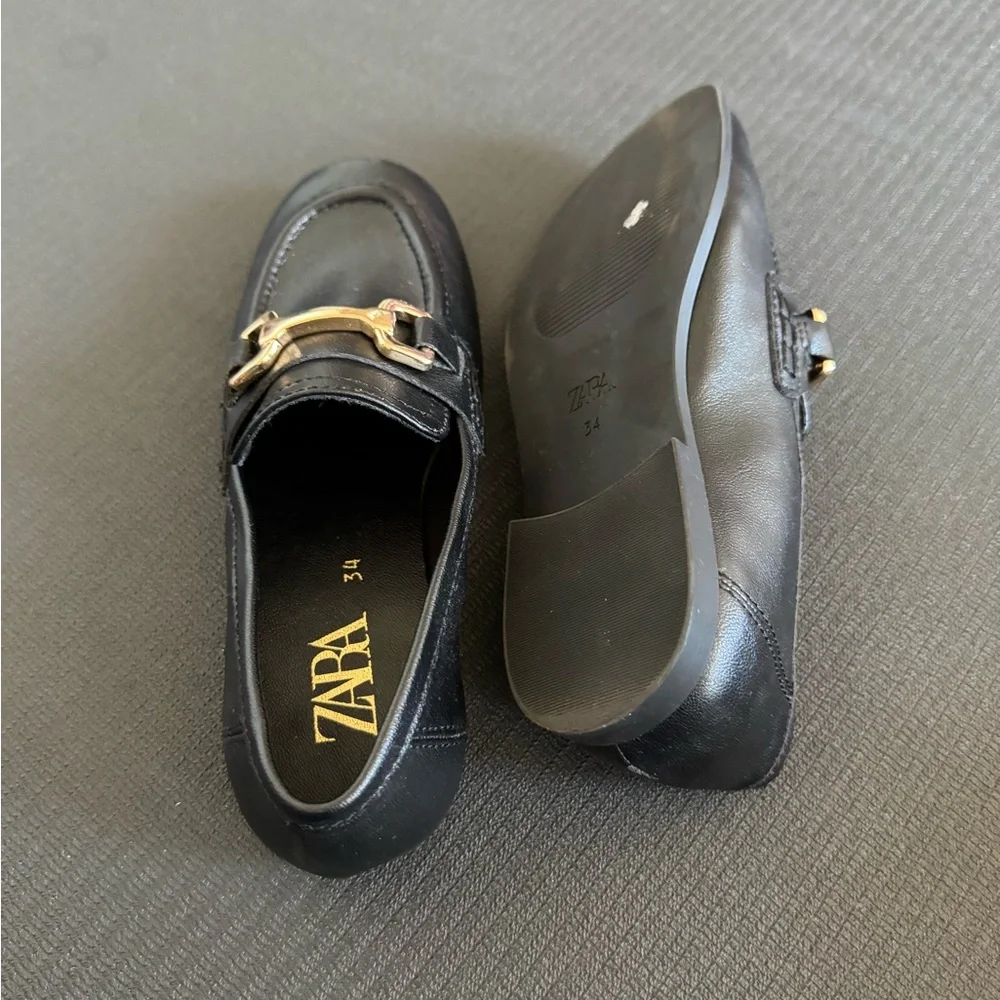 Zara classic black