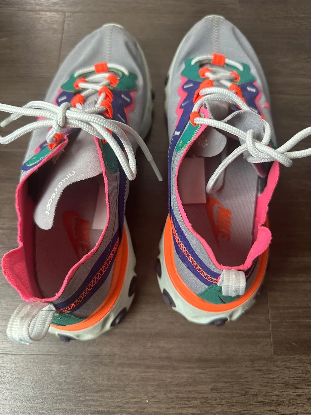 Nike womens react