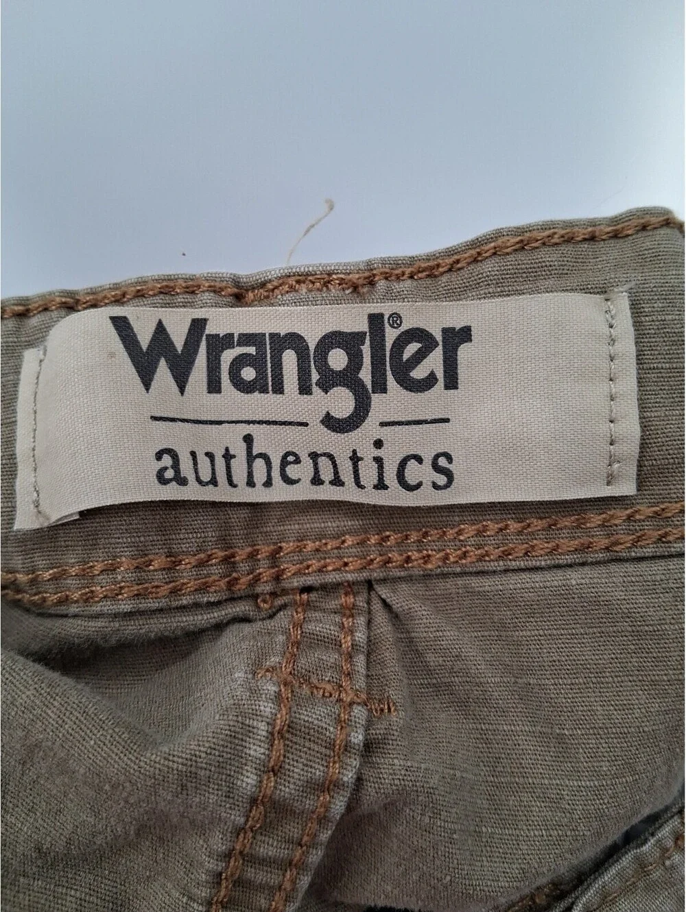 Wrangler authentic cargo