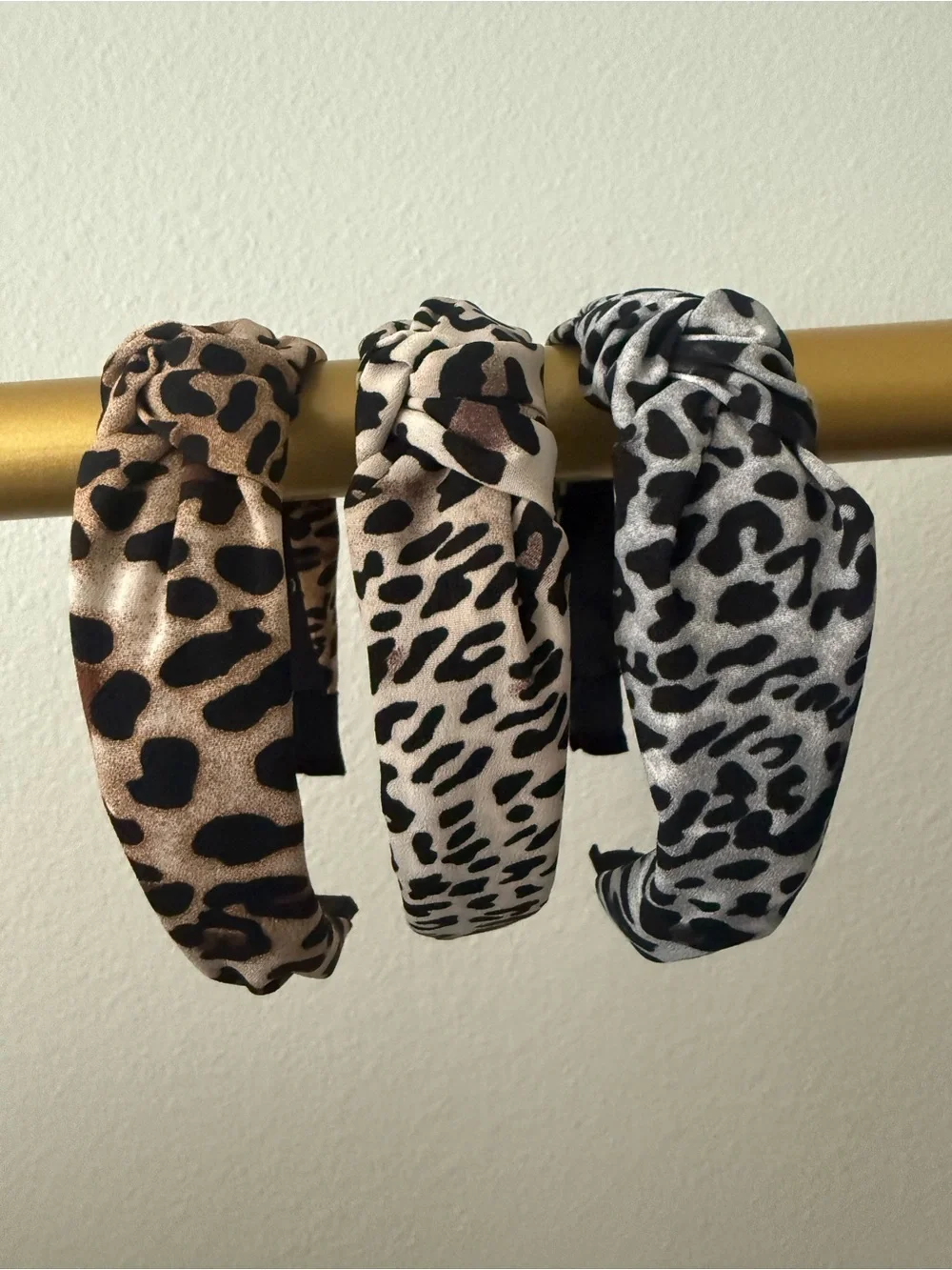 N/A stylish knotted