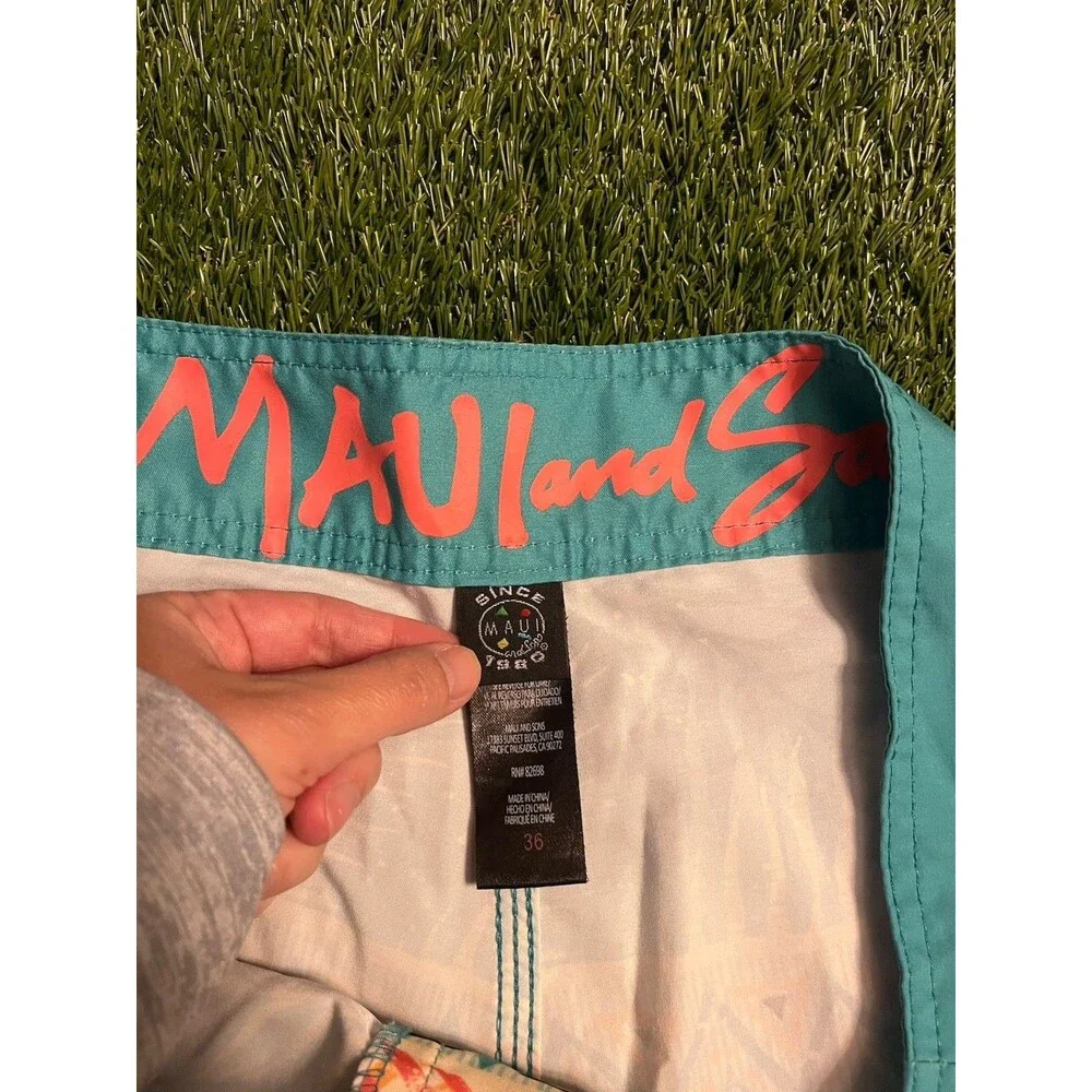 Maui and Sons 📌 features