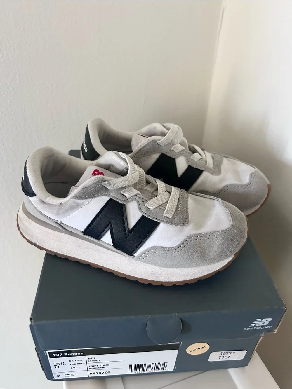 New Balance Kids 237 Sneakers - White & Black