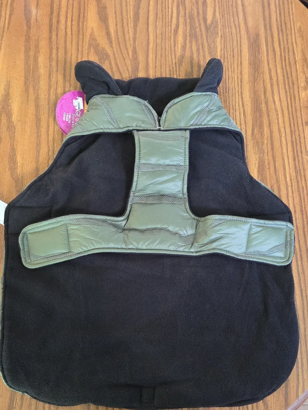 petrageous insulated olive