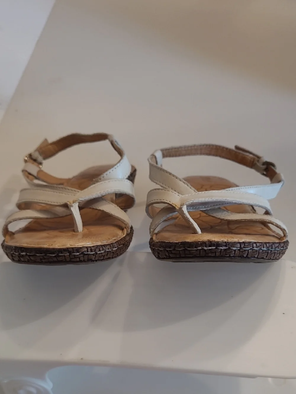 Born Sling Back Sandal Strappy Open Toe Leather Crisscross Wedge Low Stack Heels