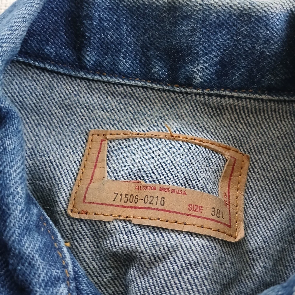 Levis levi size