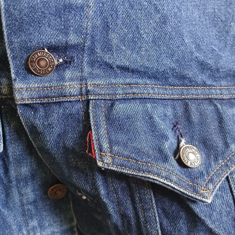 Levis levi size