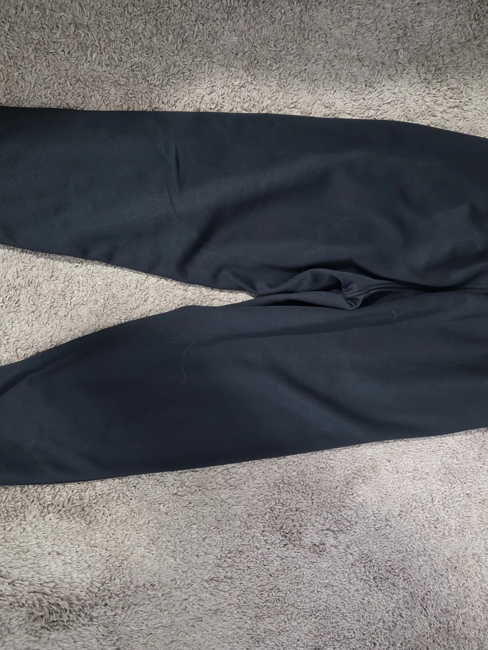Under Armour sleek black