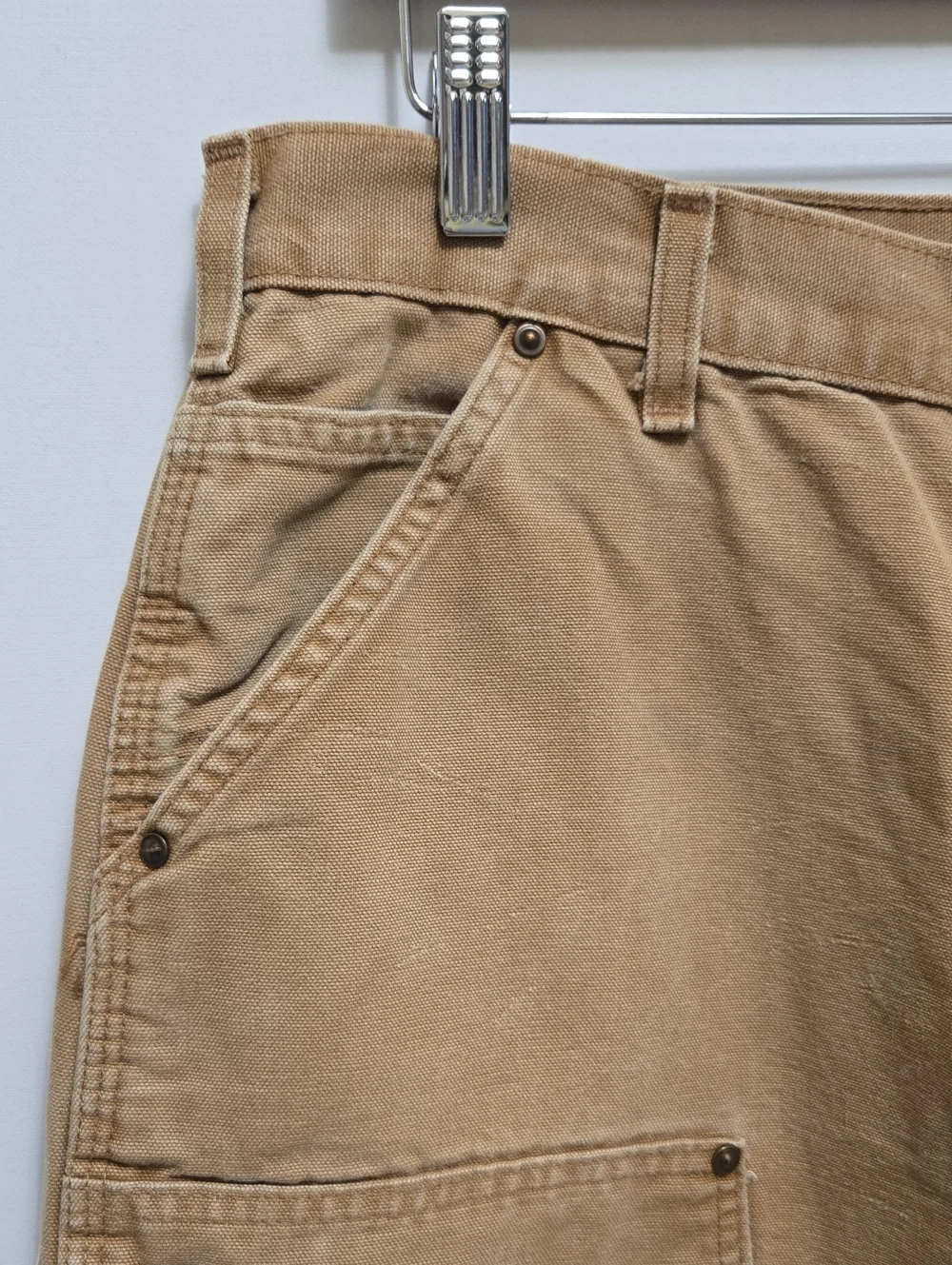 Carhartt b136 brown