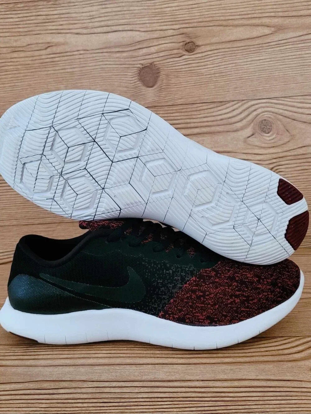 Nike Flex Contact Running Shoes