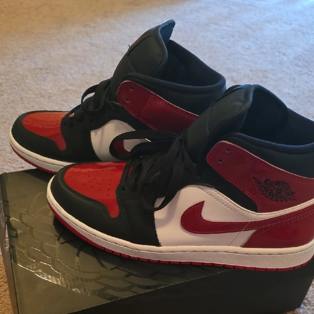 Nike classic air