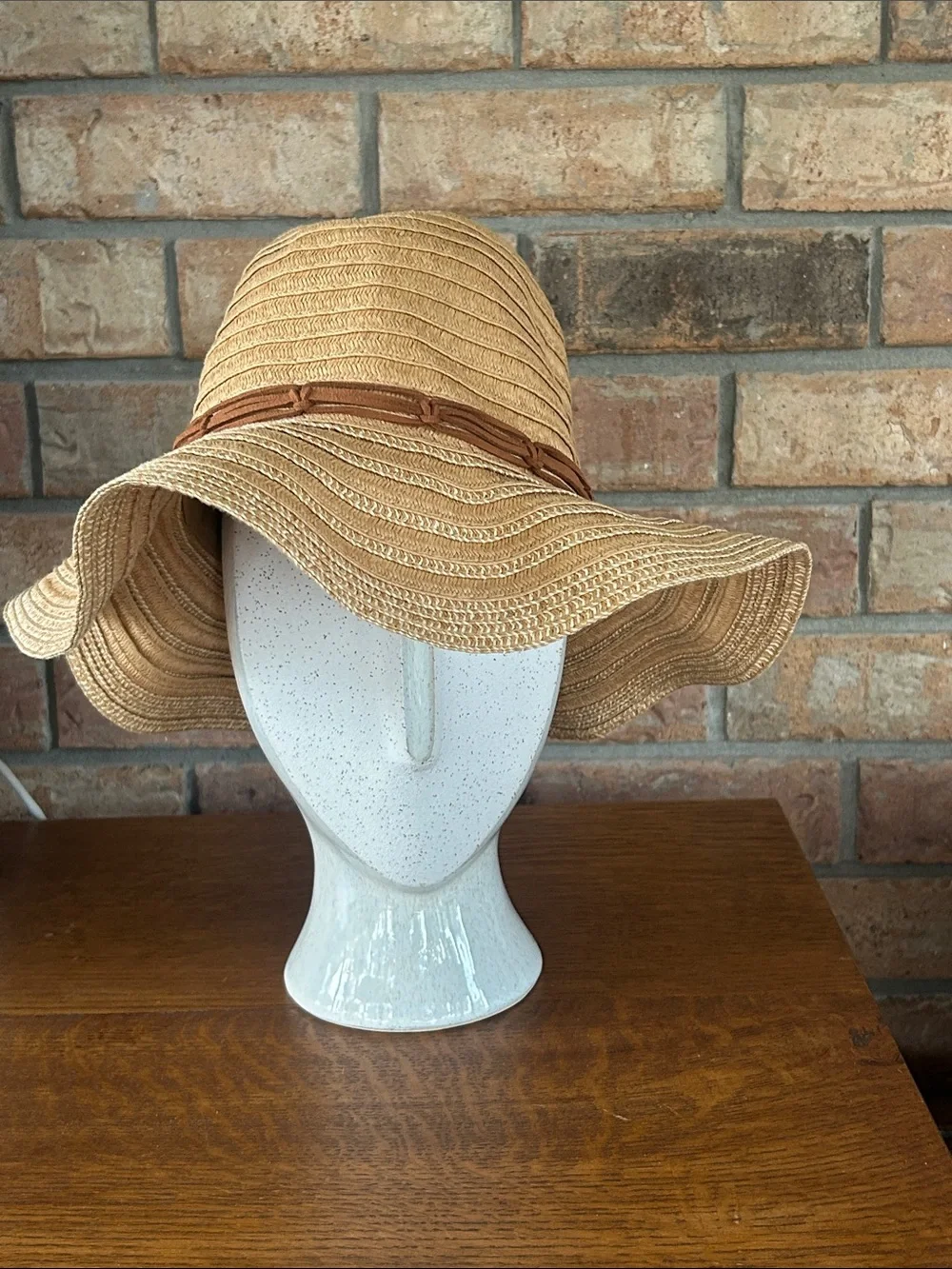 Steve Madden light tan