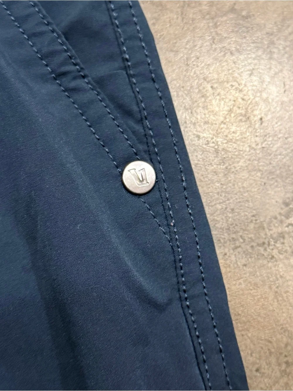 Vuori classic navy
