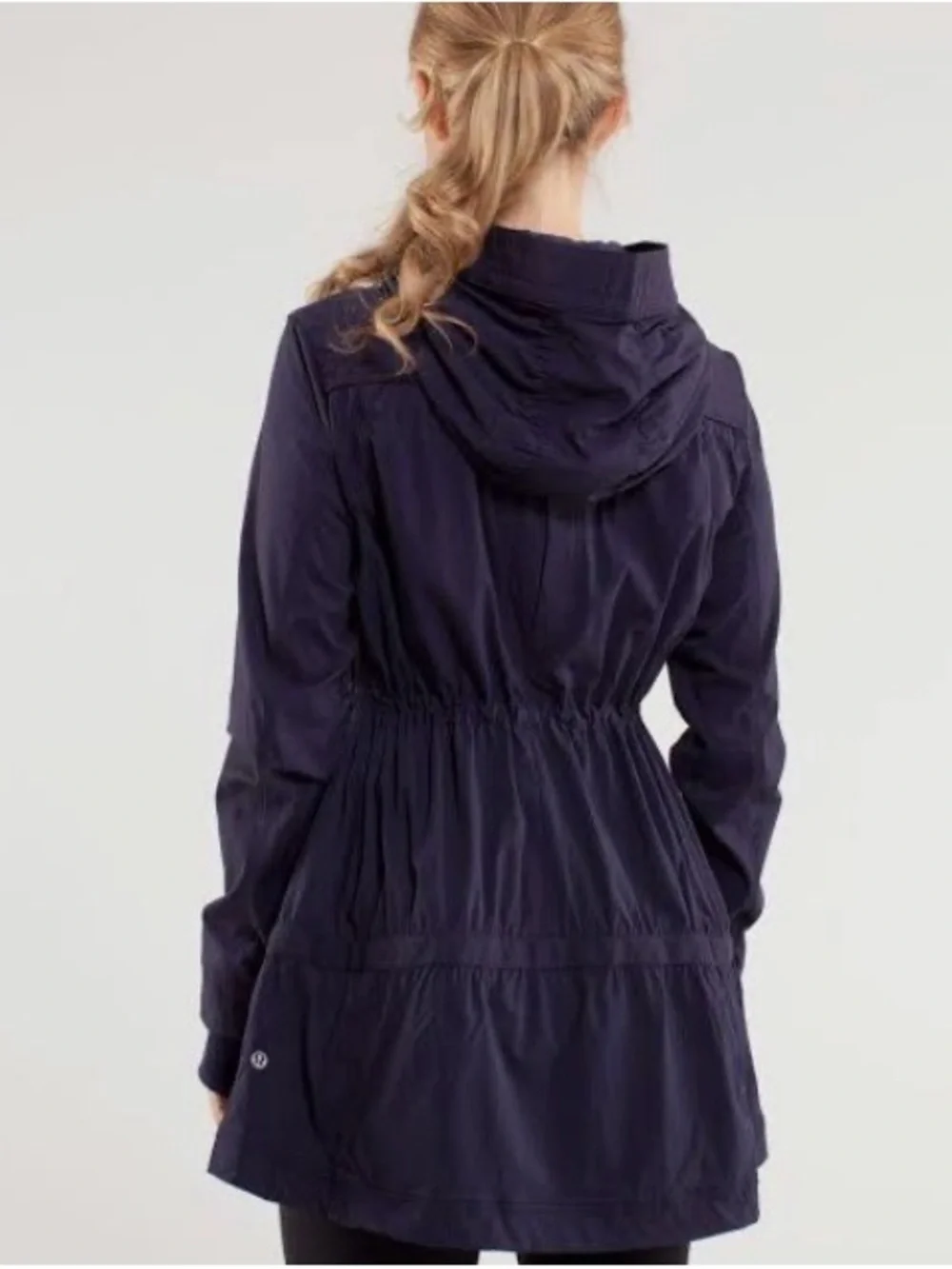 lululemon athletica lightweight hooded