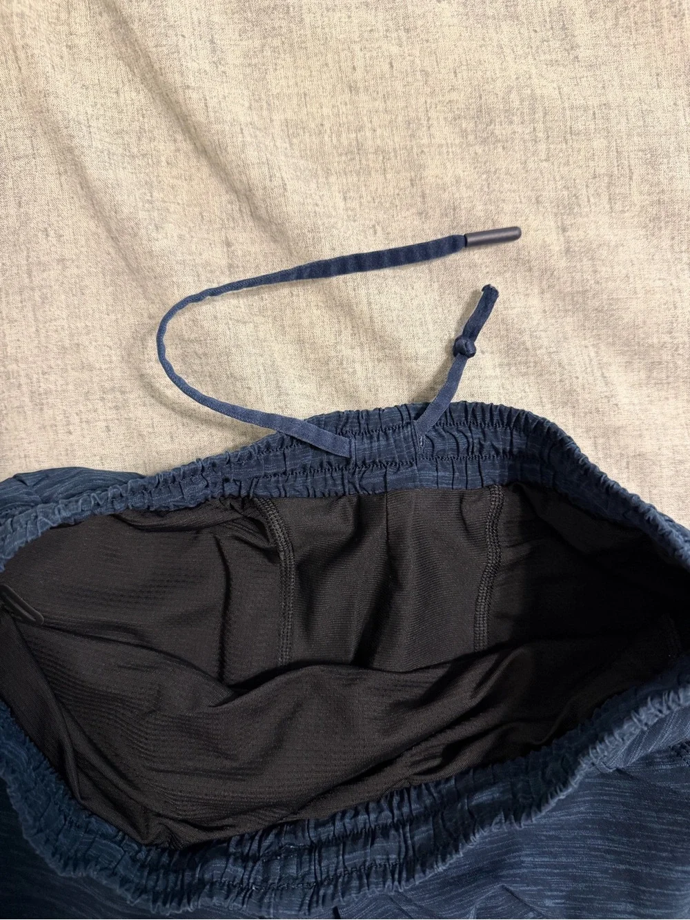 lululemon athletica lightweight subtle fabric