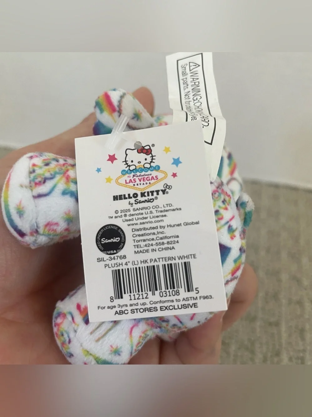 NWT hello kitty mini Las Vegas edition plush keychain